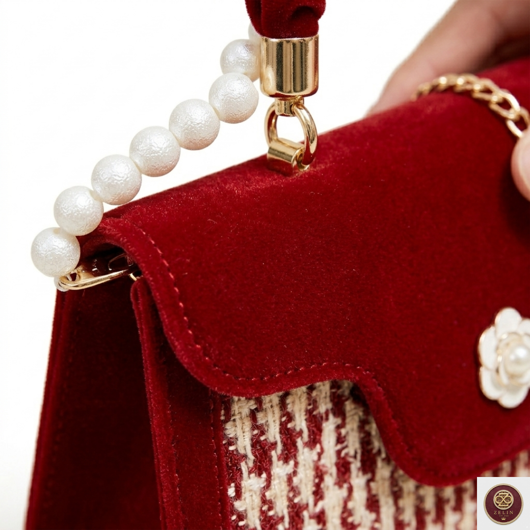 Zelin Kamelya Kadife Küçük Kare Çanta – Kırmızı Dokuma Detaylı Omuz Çantası